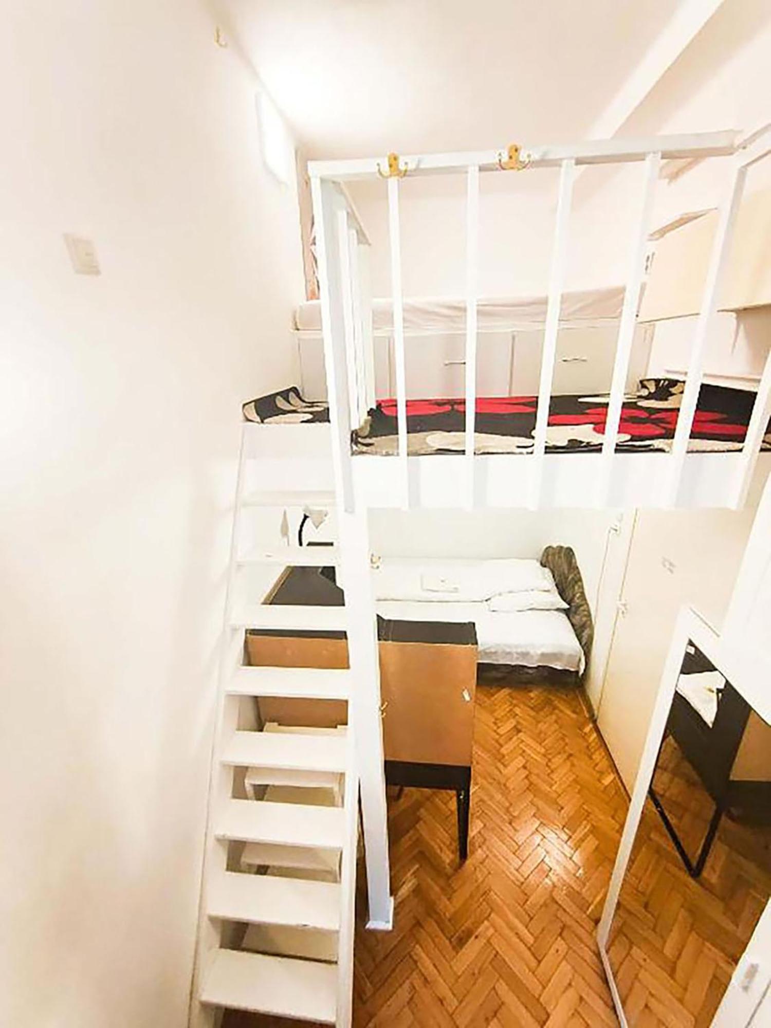 Centre Sunshine Bedroom Season 5 * Budapeszt